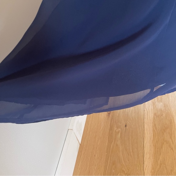 Davids Bridal Chiffon one-shoulder bridesmaid dress with cascade Navy/marine - Picture 12 of 12